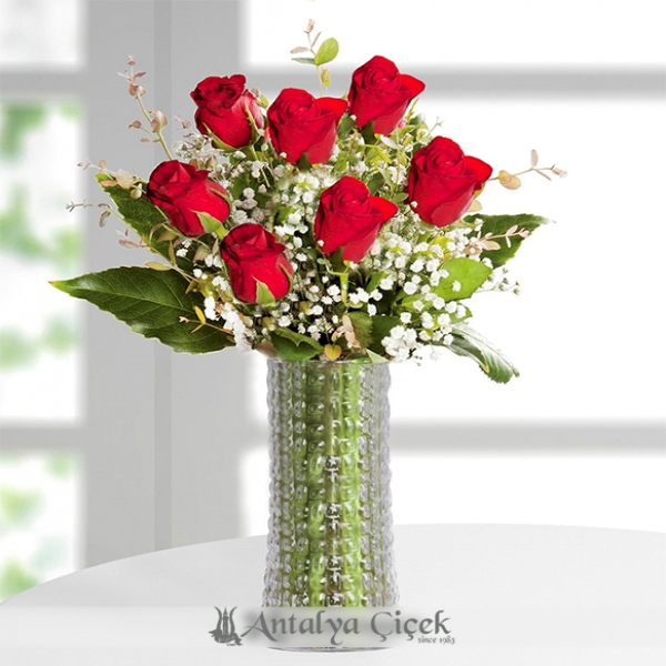 Blumenarrangement von 7 roten Rosen Resim 1